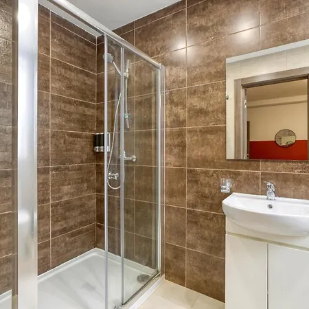 Stylish 3br In The Centre Of St Julian With Wifi By 360 Estates *