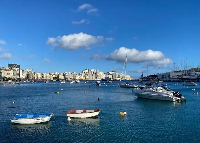 Stylish 3br In The Centre Of St Julian With Wifi By 360 Estates *