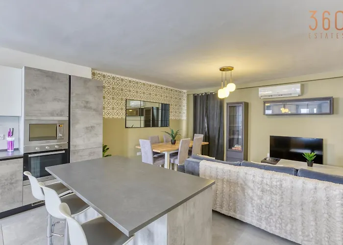 公寓 Stylish 3br In The Centre Of St Julian With Wifi By 360 Estates